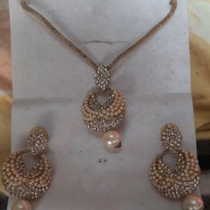 Pearl Set