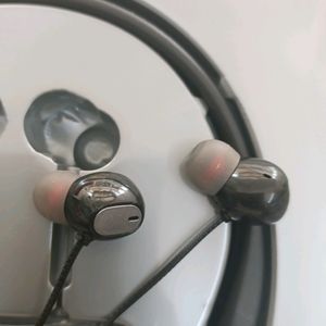 Zebster Wireless Earphone