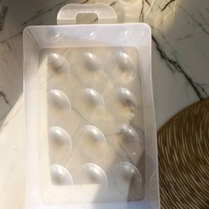 Egg Box