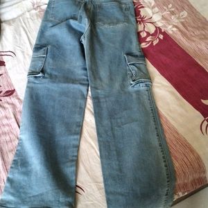 Straight Fit jeans For Womens And Girls