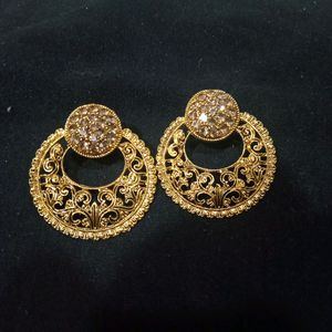 earings golden round