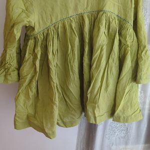 Max Green Top Size S