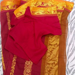 gold  shining pattu saree