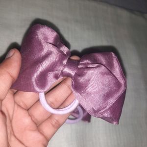 Hair Bow Rubberband With 2 Scrunchies Free