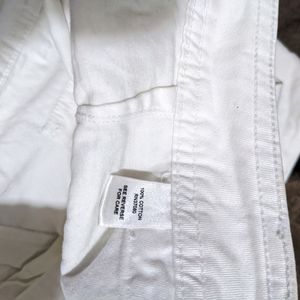 WHITE  34 INCHES and 3/4 TROUSER CASUAL