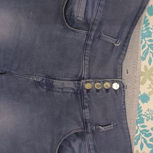 Lightish Fadded Jeans For Women