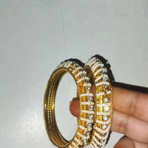 Women Bangles....