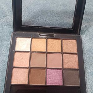 Beautiful Eyeshadow Color Palette