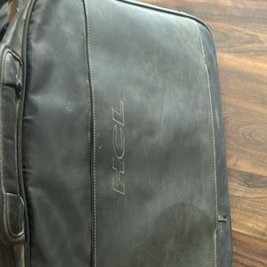 HCL Laptop With Compartments Inside