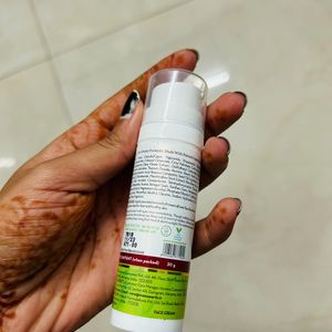 Mamaearth Blemishes Cream