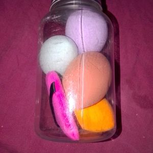 Beauty Blender Buy One Get 1 Free