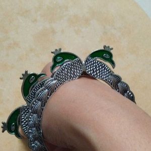 Metal Bangals With Peacock Motif