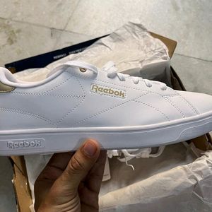 REEBOK CLASSIC WHITE LEATHER SNEAKERS UK 8