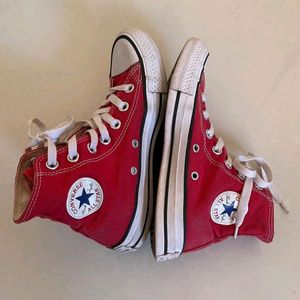 Red Converse Shoes Women (5.5UK) (Men 3.5UK)