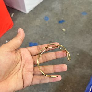 Unique Bracelet For Daily Wear