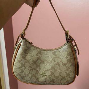 NEW Coach Kleo Hobo Bag