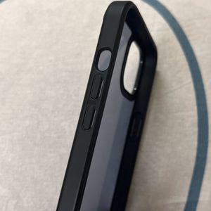 Spigen Ultra Hybrid Matte Back Cover for iPhone 13