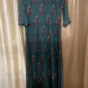 Elegant Green Printed Kurta with Pants and Dupatta