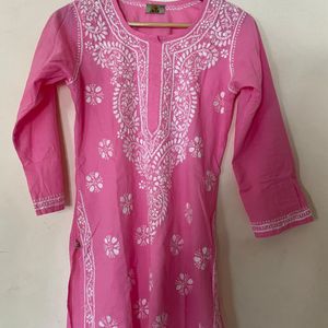 Chikankari Short Kurti