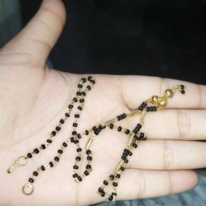 Black Beads Chain