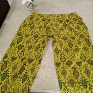 Janasya Kurti Pant In Excellent Condition