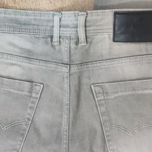 American Eagle Jean