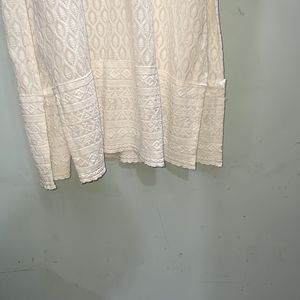 White Embroidered Straight Kurta