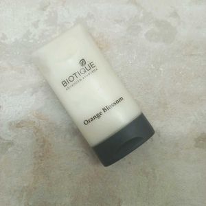 Biotique Organe Blossom Moisturizer