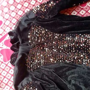 A Black Fabulous Net Party Wear Dresss