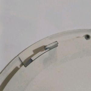 Sealing Round Light Holding Mount Broken