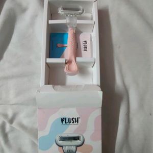 Plush Razor