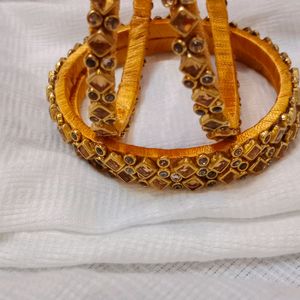 Golden Kundan 4 Bangles