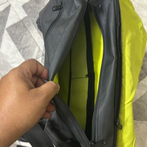 Unique Newfeel 2in1 Messenger Bag