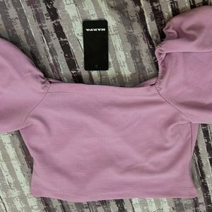 BRAND NEW HARPA LILAC CROP TOP