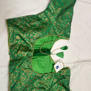 New Blouse Green Colour Embracing