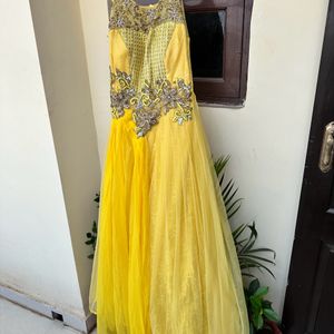 OFFER FOR TODAY 🚨🚨🚨Beautiful Party Gown