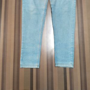 U-37 Size 34 Slim Fit Women Denim Jeans