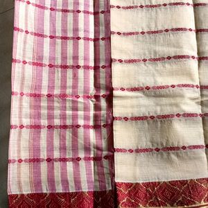 Cream And Red Bengal Cotton Saree