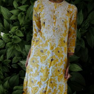 Floral White & Yellow Embroidered Kurta