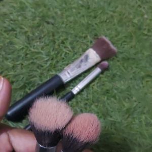 Makeup Brushes