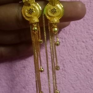 Gold Forming Long Earings