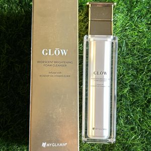 Glow Iridescent BRIGHTNING Foam Cleanser