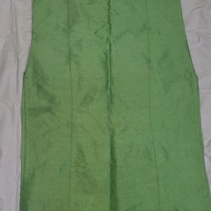 Green Kurti