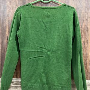 A Fitted Woollen Top