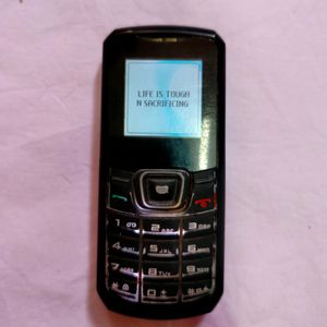 Samsung Guru E1160i Keypad Mobile Phone