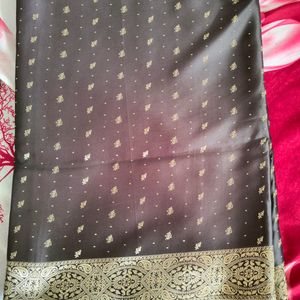 Women's Brown Saree