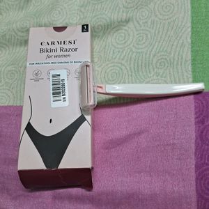 Mamaearth Hair Removal Cream &Carmesi Bikini Razor