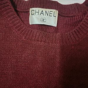 Chanel Pullover (Authenticity Unknown)