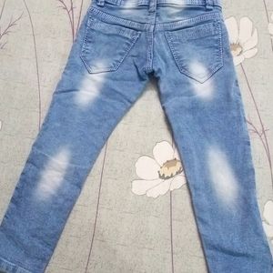 Jeans For 2-4 Yrs Girls