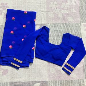 💙Royal Blue Saree with Pink flowers🩷